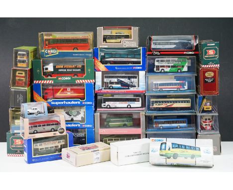 23 Boxed / cased diecast model buses to include 12 x Corgi Original Omnibus models including Bus Operators In Britain, Creati