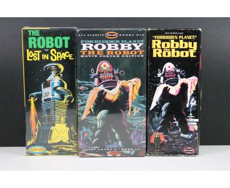 Three boxed Polar Lights plastic model kits to include Forbidden Planet Robby The Robot Movie Poster Edition (Sealed), The Ro