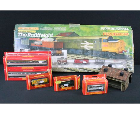 Boxed Hornby OO gauge R726 The Railfreight train set (tatty box) plus 5 x boxed Hornby items of rolling stock (R365, R420, R0