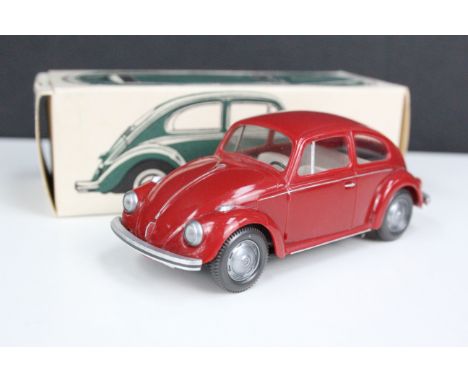 Boxed Wiking Promotional Volkswagen Beetle No. 113 plastic model in red body, all in ex condition
