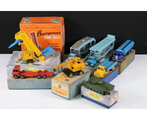 Eight boxed Dinky Supertoys diecast models to include 564 Elevator Loader, 651 Centurion Tank, 571 Coles Mobile Crane, 504 Fo