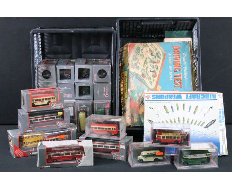 40 Boxed / cased diecast models to include 29 x Corgi Original Omnibus diecast model buses, Corgi Premium Edition Public Tran