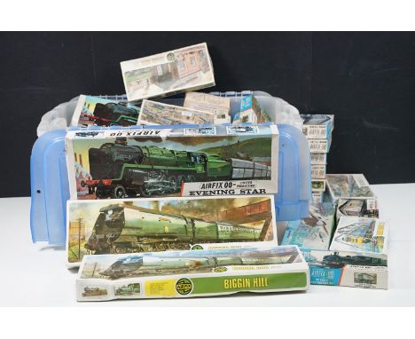 37 Boxed and unbuilt Airfix model railway plastic model kits to include 2 x Evening Star, Biggin Hill, City of Truro, Engine 