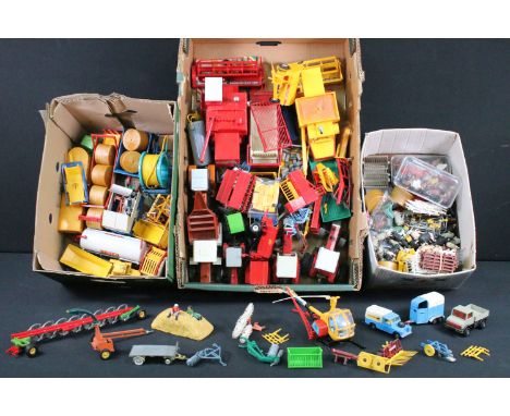 Collection of Britains farming diecast models to include Volvo BM 2654, MB Teac 1500 Tractor, Massey Ferguson MF 760 Combine 