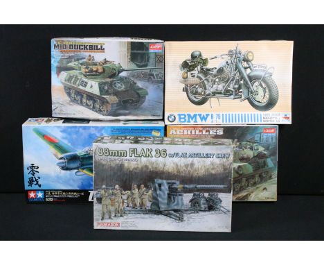 Five boxed plastic military model kits to include Dragon 6260 1/35 88mm Flak 36 w flak Artillery Crew, Esci 1/9BMW R/75 A/1 S