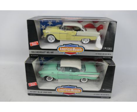 Ertl - American Muscle - 2 x boxed Chevrolet models in 1:18 scale, a 1955 Chevrolet Bel Air in India Ivory over Harvest Gold 