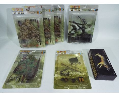 Dragon - Red Team - A collection of boxed and carded accessories suitable for 1:6 scale action figures Lot includes Red Team 