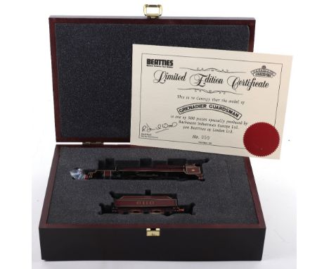 00 Gauge Bachmann Grenadier Guardsman 4-6-0 Locomotive, Ltd Edition 059 of 500 for Beatties of London in wooden display box, 