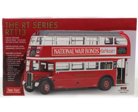 Sunstar 2920 1/24 scale “the RT series” 1939 RT113 diecast boxed Bus model, model is in mint condition has been previously di