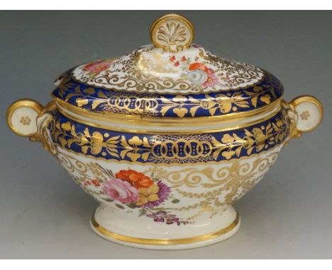 A Coalport two handled sucrier, the lid and body painted with meadow flowers and blue bands to upper rims, gilded detailing, 