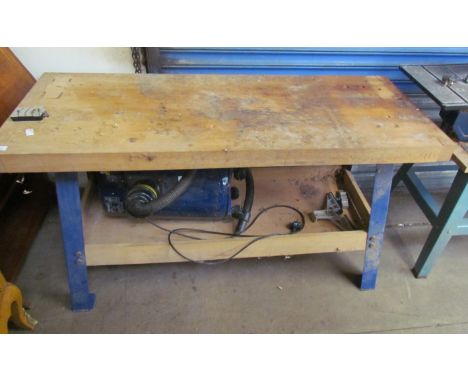 A work bench together with a Record DX2000 dust extractor (Sold as seen, untested)