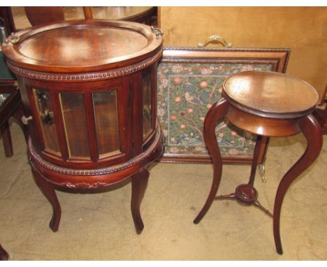 A mahogany tray top display cabinet with bevelled glass panels on square tapering legs together with a lamp table and a tapes