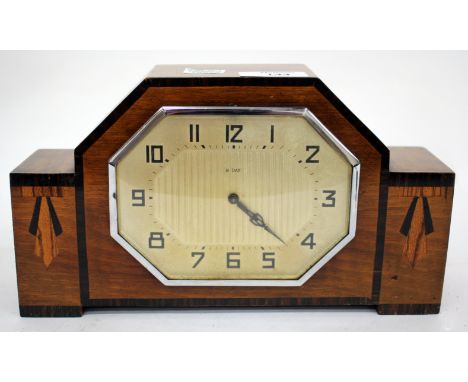 AN EARLY TO MID 20TH CENTURY ART DECO STYLE EIGHT DAY MANTLE CLOCK with inlaid decoration, a silvered octagonal dial with ara