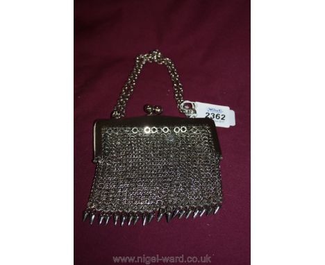 A Lady's Art Deco Chain Mail Style Evening Purse on Link Chain.