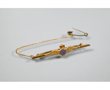 A 9ct yellow gold and enamel RAF wings bar brooch, approx 3.2g all in 