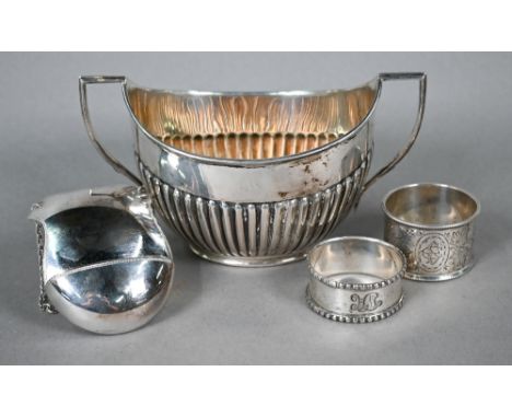 Asprey engine-turned silver powder compact, Birmingham 1946, to/w a heavy quality half-reeded sugar basin, Sheffield 1915, tw