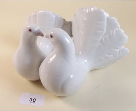 A Lladro group pair of turtle doves