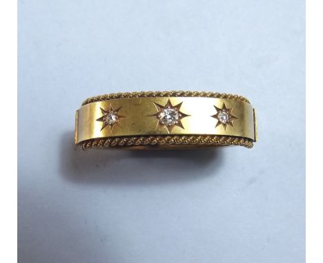 A Victorian gold scarf clip set three diamonds - unmarked, 5.2g