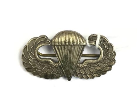 WW11 US Army Paratroopers wings maker marked "J.R Gaunt London", pin backed. Vendors Mother was given the wings by a GI based