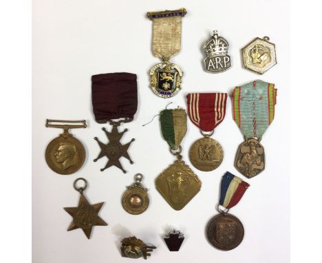 WW2 British 1939-45 Star, Special Constabulary Medal to Ralph Wilson, (no ribbons) Lancashire Fusiliers Collar dog, 1910-1935