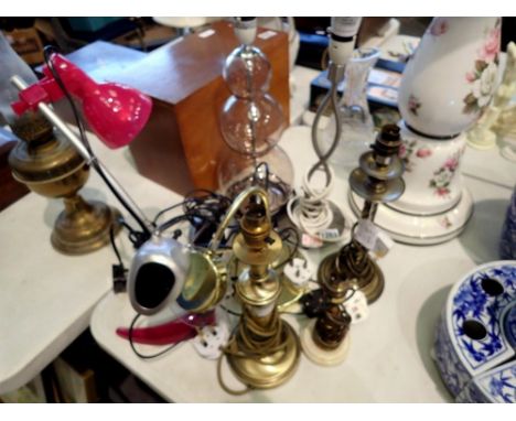Quantity of mixed lamps. All electrical items in this lot have been PAT tested for safety and have passed. This does not conf