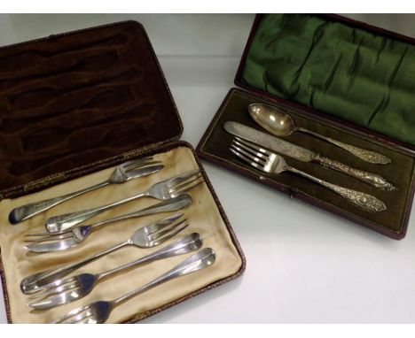 Two cased cutlery sets. UK P&amp;P Group 2 (£20+VAT for the first lot and £4+VAT for subsequent lots) 