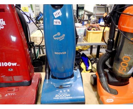 Hoover 2000w power edge vacuum cleaner, working at lotting. All electrical items in this lot have been PAT tested for safety 