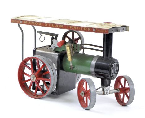 A vintage Mamod TE1a green steam traction engine