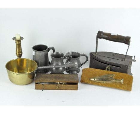 A group of metalware, to include a vintage iron, height (with handle) 22cm, pewter tankard and mugs, brass candlestick, sauce