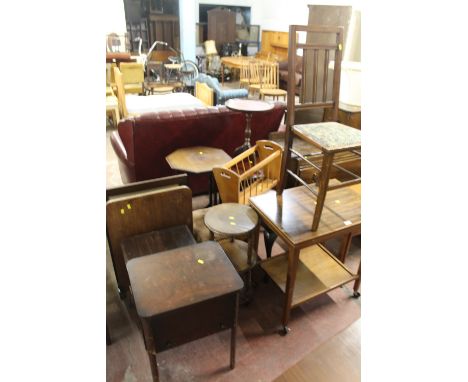 A QUANTITY OF ASSORTED FURNITURE TO INCLUDE A NEST OF TABLES, SEWING BOX, FIRE SCREEN, COAL BOX, OCCASIONAL TABLES, ETC.