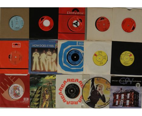 ROCK / POP / NEW WAVE - 7". Varied collection of about 440 x 7", including some promos and picture/coloured discs. Artists/ti