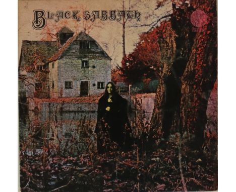 BLACK SABBATH - BLACK SABBATH LP (2ND UK PRESSING - VERTIGO SWIRL VO 6). Very neat 2nd UK pressing of the iconic eponymous de