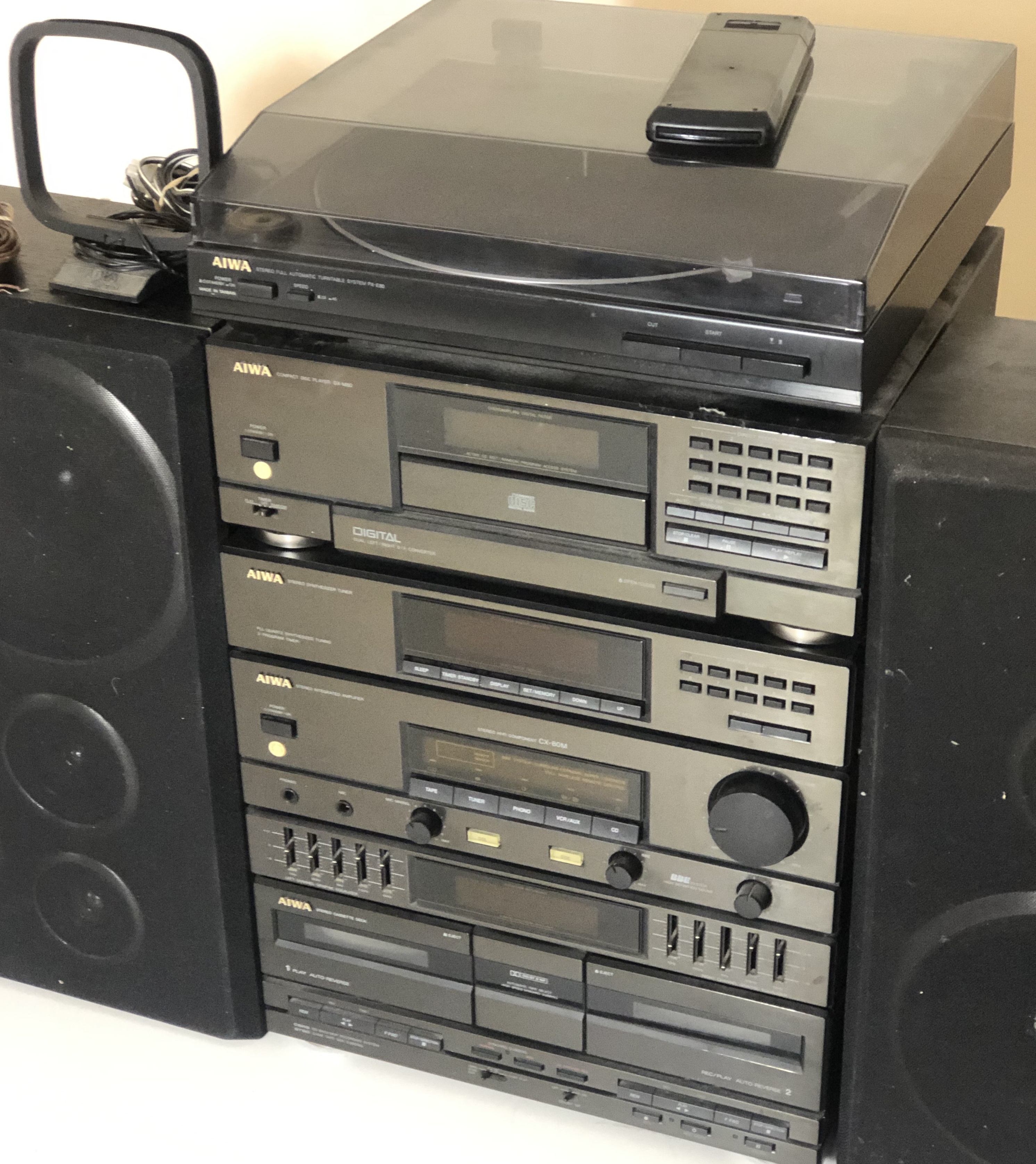 AIWA CX80M HI FI SYSTEM. An AIWA CX80M hifi system complete with