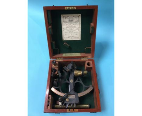 A boxed Husan sextant