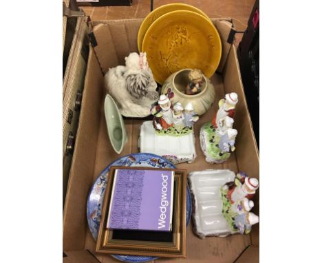 Yardley English Lavender soap dishes, boxed Wedgwood blue Jasperware round tray, Hummel figure etc.
