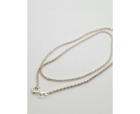 Silver rope chain, weight 4.27g and 44cm long approx 