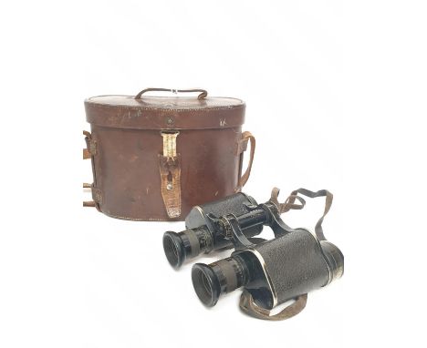 WW1 British Officer Binoculars Dated 1916. Maker Dolland. Broad Band Arrow on the case. 