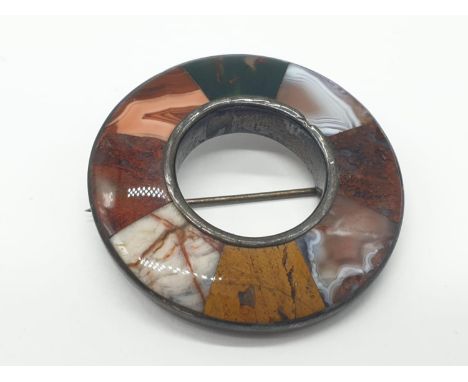 Scottish enamel circular brooch. 15g in weight. 38cm diameter. 