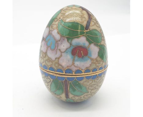 Vintage enamel painted egg, 6cm tall and weight 61g 