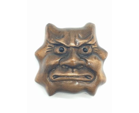 Wooden hand carved Japanese netsuke, size 4x4cm approx 