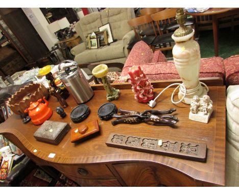 CARVED WOODEN FRUIT BOWL, WOODEN TRINKET BOX, CHARACTER RUM BOTTLE, STONE TABLE LAMP, AND OTHER DECORATIVE ITEMS