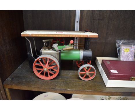 A Mamod TE1A steam engine.