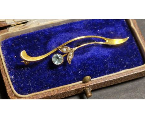 9ct Gold, Pearl &amp; Aquamarine Brooch - 2.6g