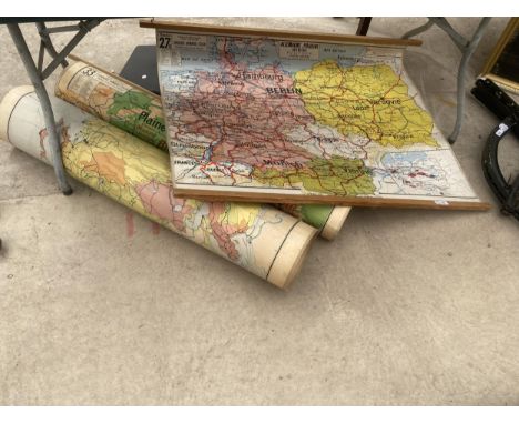 A GROUP OF VINTAGE MAPS 