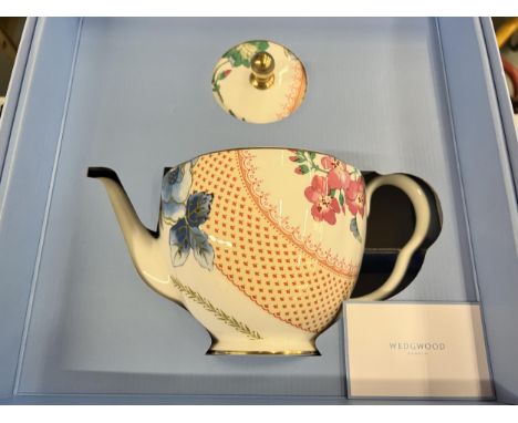 A BOX WEDGWOOD TEAPOT - BUTTERFLY BLOOM 
