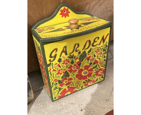 A VINTAGE PAINTED WOODEN ROMANY BARGEWARE LIDDED GARDEN BOX 