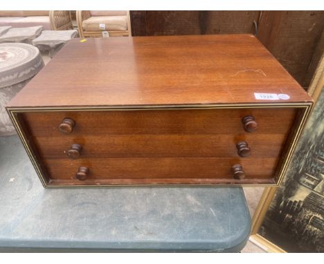 A SET OF VINTAGE TEAK CUTLERY CANTEEN BOX 