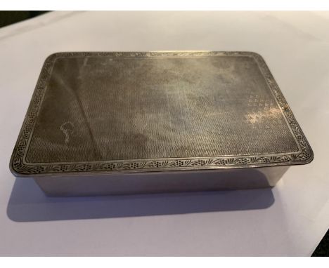 A HALLMARKED LONDON SILVER BOX (NO BASE) GROSS WEIGHT 103.3 GRAMS 