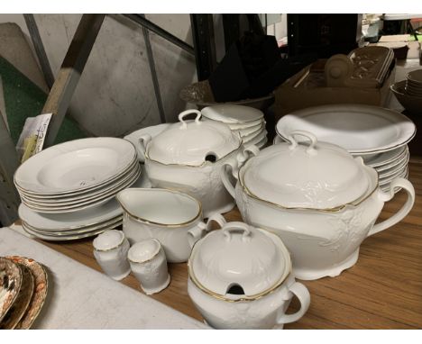 A VINTAGE APULUM WHITE CERAMIC DINNER SERVICE 