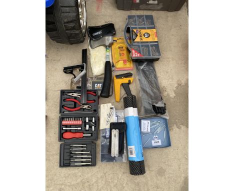 A COLLECTION OF TOOLS, AXE, BOXED SOCKET SET, SCREWS ETC 